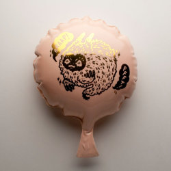 etsyifyourenasty:  Ceramic Whoopee Cushion 