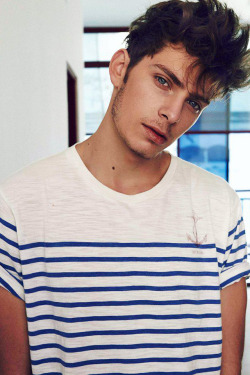 strangeforeignbeauty:  Ariel Donida [ male models | 1000+ notes