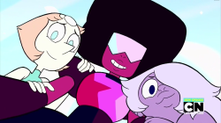 relatablepicturesofgarnet:  @relatablepicturesofpearl@relatablepicturesofamethyst