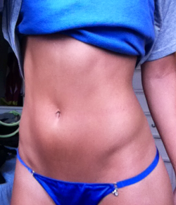 carlsquared:  Almost at my goal tummy !!