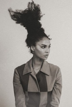 unes23:  Joan Smalls by Justin French for Interview Germany 