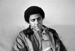 inscripting:     bestwestt:  Barack Obama as a freshman in college,