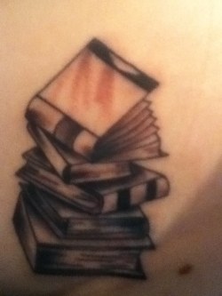 bookporn:  rowanoak25: I got a new tattoo!   Coooooolll