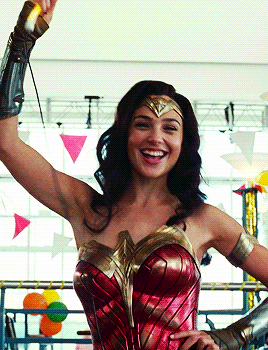 dcmultiverse:Gal Gadot Bloopers for Wonder Woman 1984 (2020)