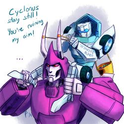 thepopetti:  If Tailgate acted like a bot of his age. (About
