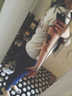 lieblingslaura:i’m in love with my new tat :)