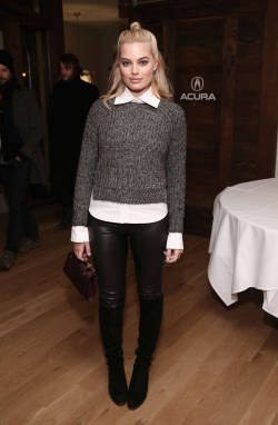 Margot Robbie - Z for Zachariah Dinner. ♥  Well hello missy.