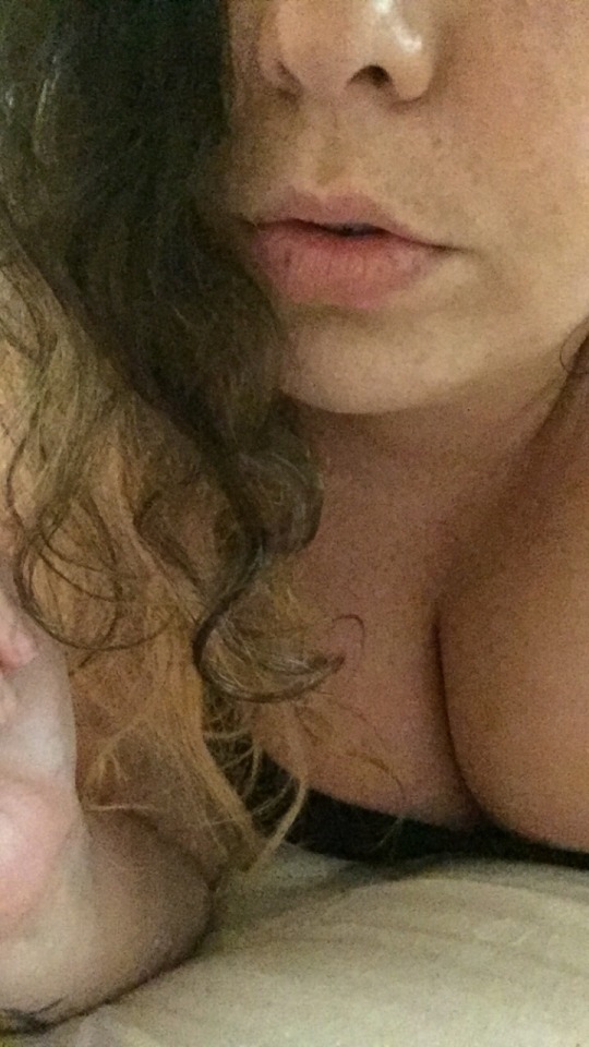 ropesandlacebbw-deactivated2020:Play night with the husband 😘Loving