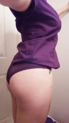 sexonshift:  #sexynurse #scrubs #braandpanties  All my angles