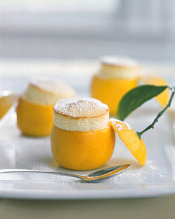 thecakebar:  Petite Lemon Souffles – in Lemons!   this is