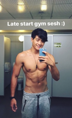 hotfamousmen:  Peter Sudarso