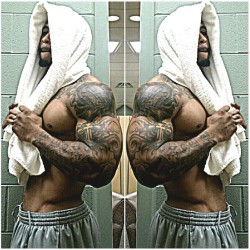 blackguys:  +++ LUCKY AT THE GYM +++