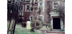 itsahorrorstory:  You’re going to die in there. 