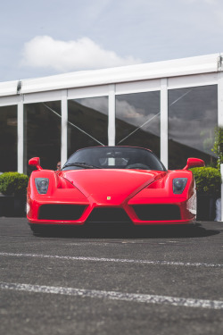 how2photo:  Ferrari Enzo
