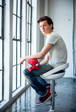 karas-danvers: Tom Holland’s promotional images for Spider-Man: