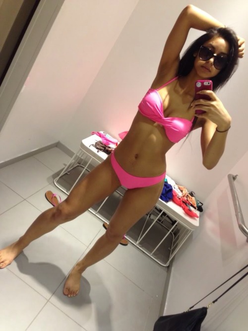 changingroomselfshots:  Be Part of the blog, submit your own Changing room selfies! We need submissions to keep the blog updated, you can of course submit as Anonymous if needed, here is the Submit page: http://www.changingroomselfies.com/submit