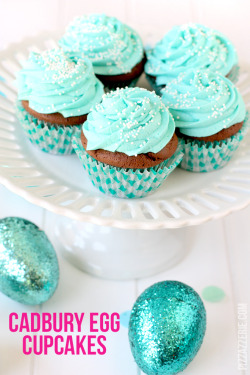 phluphee:  http://pizzazzerie.com/desserts-food-2/cadbury-egg-easter-cupcakes/