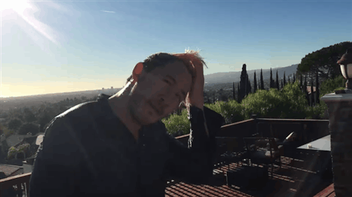 tinyblogtim:  How does he go from “graceless in water” to “holy shit ASK ME” in like fifteen seconds? Homer Simpson, D’oh!