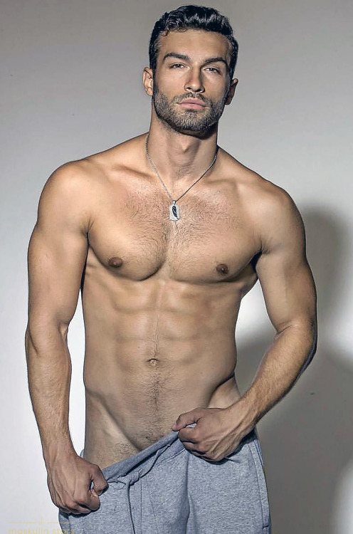 maskulinstars:  #humpday2On Twitter @maskulinstars