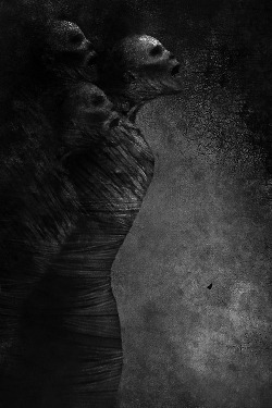 whitechapelwitch:  »x« 