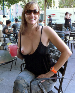 milfpanda:  Click here to bang a desperate MILF. Registrations