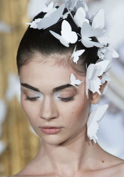 deseased:  antonia vasylchenko at alexis mabille couture s/s