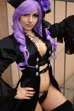 sexycosplayblog:  Check out more sexy cosplay on http://animecosplayers.com/cosplay/ema-cosplay