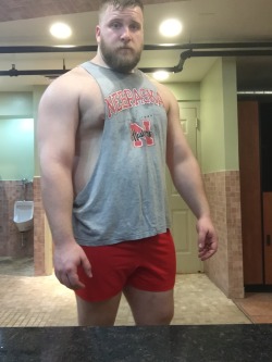 boyonboy:  spartacubs:  Wore my @scout-underwear shorts to the