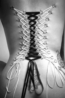 eye-of-the-serpent:  ☤ Ribbons.