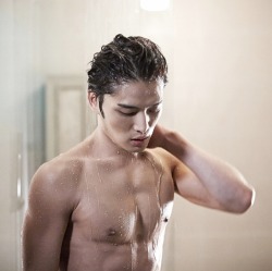 ilovekimjaejoong: (˶ॢ‾᷄﹃‾᷅˵ॢ) ‘SPY’ His shower