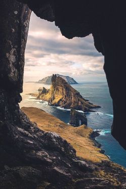 folklifestyle: lsleofskye: “Jurassic Park or Faroe Islands?