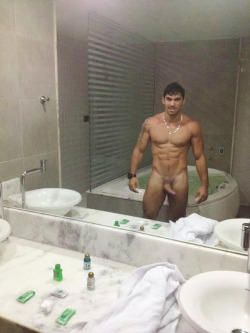 real-deal-inches:  Hot brazilian guy who should definitly do