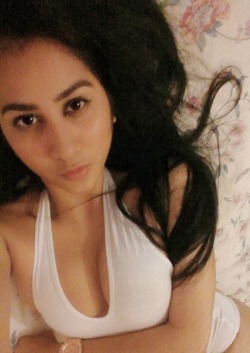 thairishqueen:  Picture from late last night. Tired as fuck,