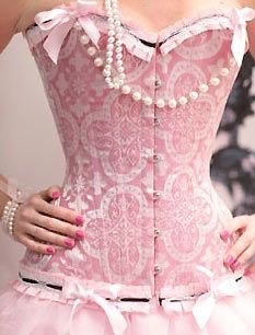 beautys-musings:  Oooooooh I must have this beautiful corset