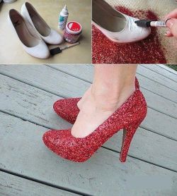 cosplaysushi:  Give glamour to your old shoes! Cosplay Sushi