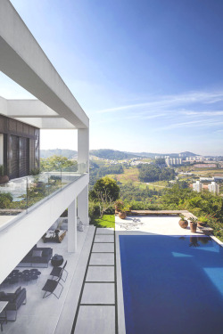 stayfr-sh:  Jaragua Residence by Fernanda Marques Arquitetos