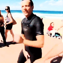 lovefatesoulmates:  Favorite Louis Things → touching himself