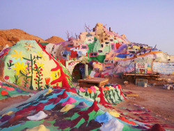 femminabalba:salvation mountain