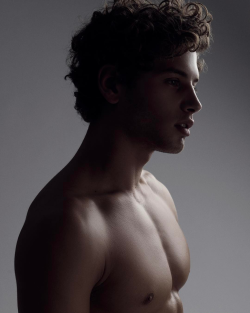 christos:  Eyal Booker by Dimitris Theocharis