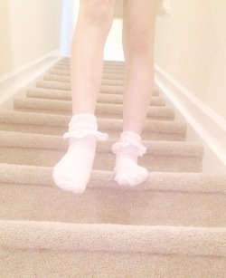 babyhearted:  “Her socks were white and i loved her so”