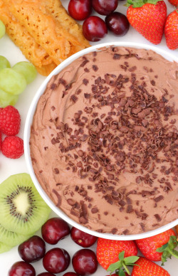 delicious-food-porn:3-Ingredient Chocolate Fruit Dipwe need the