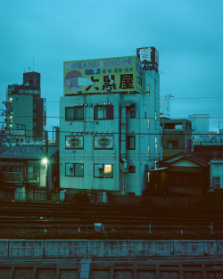 lukepownall:4am from my hotel window. Narita, Chiba. 2019.