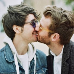 thegaylovesite:  #Gay #GayLove #GayRomance
