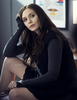 theo-raeken:   New stills of Wanda Maximoff in Captain America: