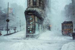 mymodernmet:  NYC Winter Storm Photo Remarkably Resembles an