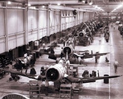 beautifulwarbirds:  Corsairs on the assembly line.