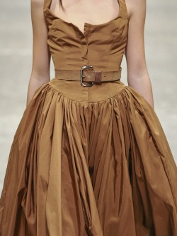 130186: Vivienne Westwood S/S 2011