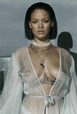 irina-irina-irina: Rihanna