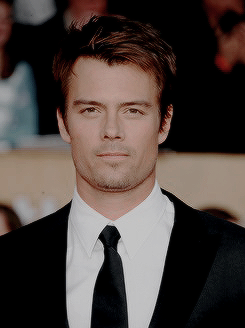 joshduhamelsource:  Josh Duhamel At The 17th Annual Screen Actors