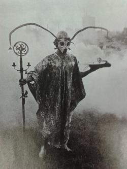 thefirstchurchofcyberpunk:   Urban Druid performing spirit sorcery.